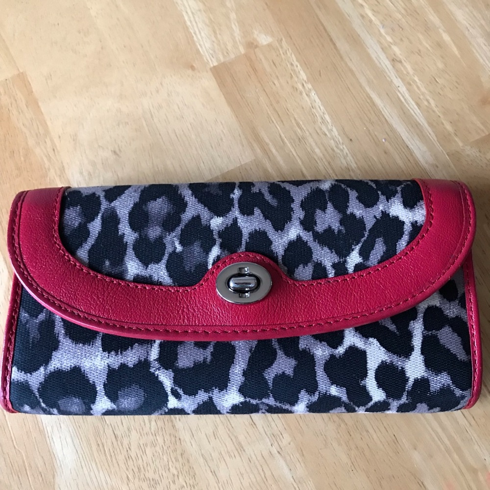 Coach wallet